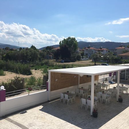 Philoxenia Evgenia Apart otel Vrasná Dış mekan fotoğraf
